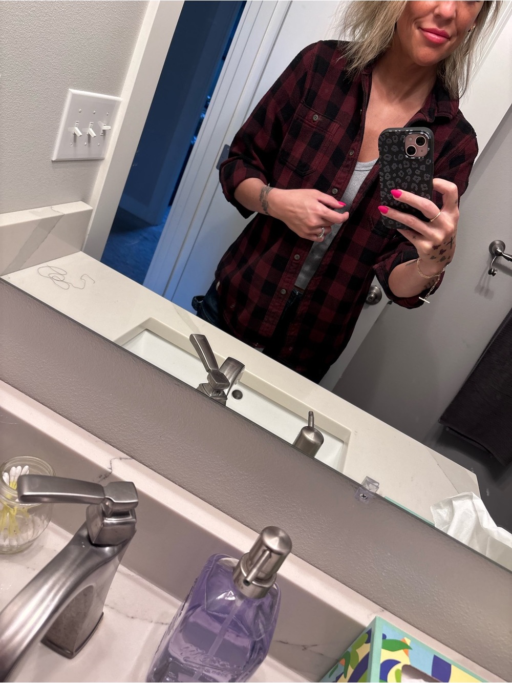 Vintage Woolrich Red and Black Buffalo Plaid Button-Up Shirt size small